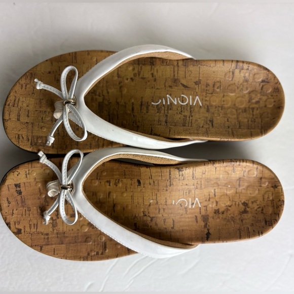 Vionic Cassie Rock Sandal Women’s Size 7 White Brown Shoes‎ - Picture 2 of 5
